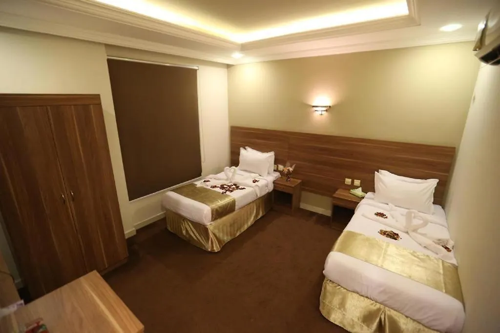مكة Tera Sedky2 Hotel 3*,